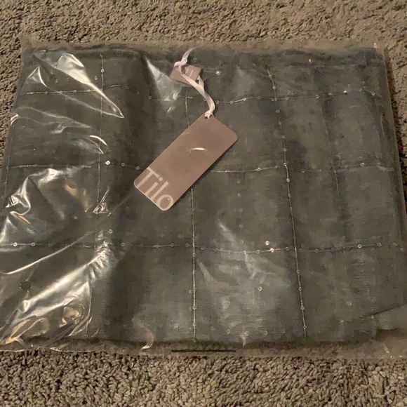 Tilo Twilight Scarf - Picture 1 of 2